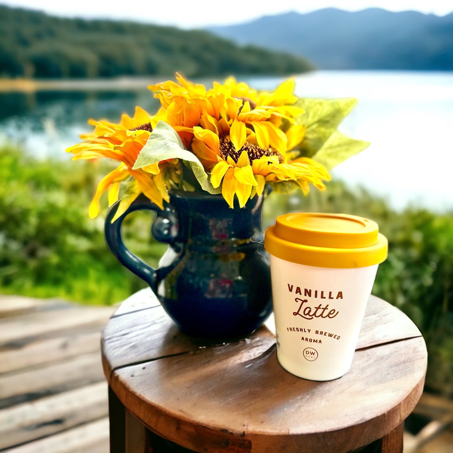 VANILLA LATTE SCENTED CANDLE 11.2 ONZ