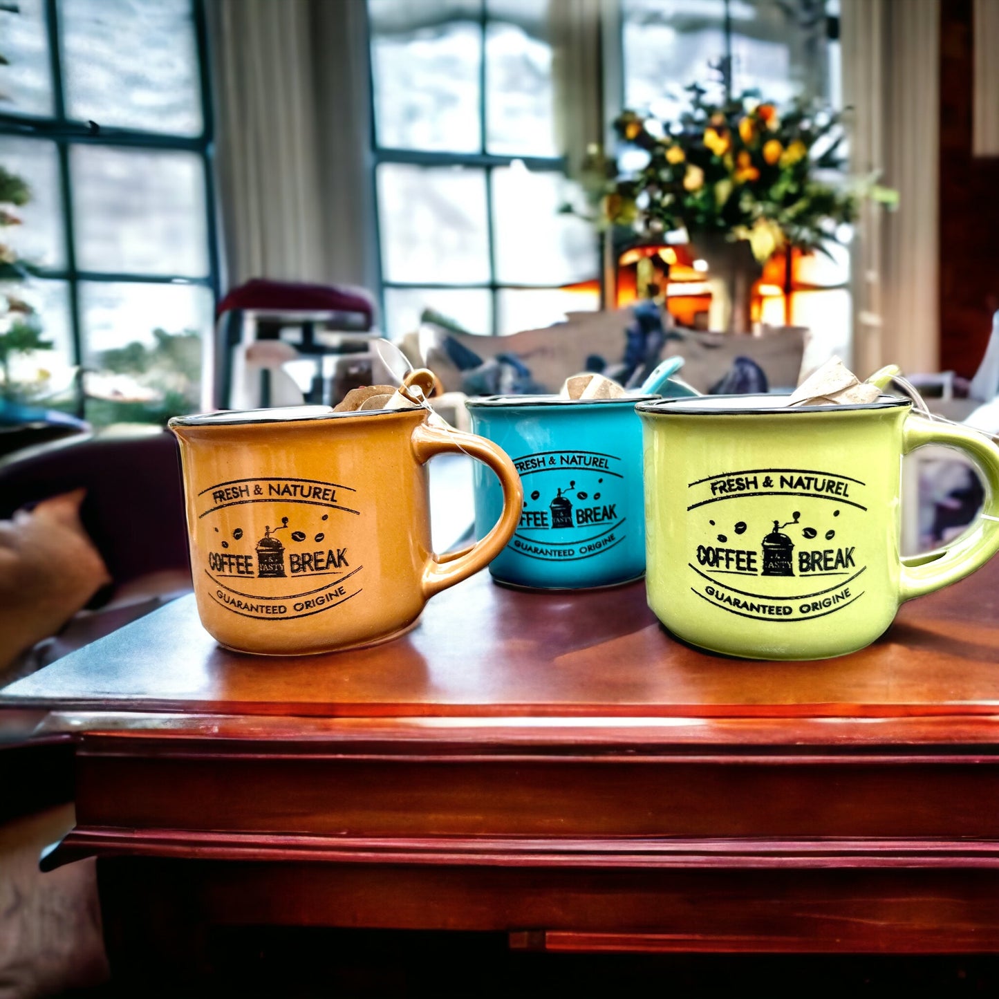 4 ASSORTED COFFEE CUPS SET WITH SPOON